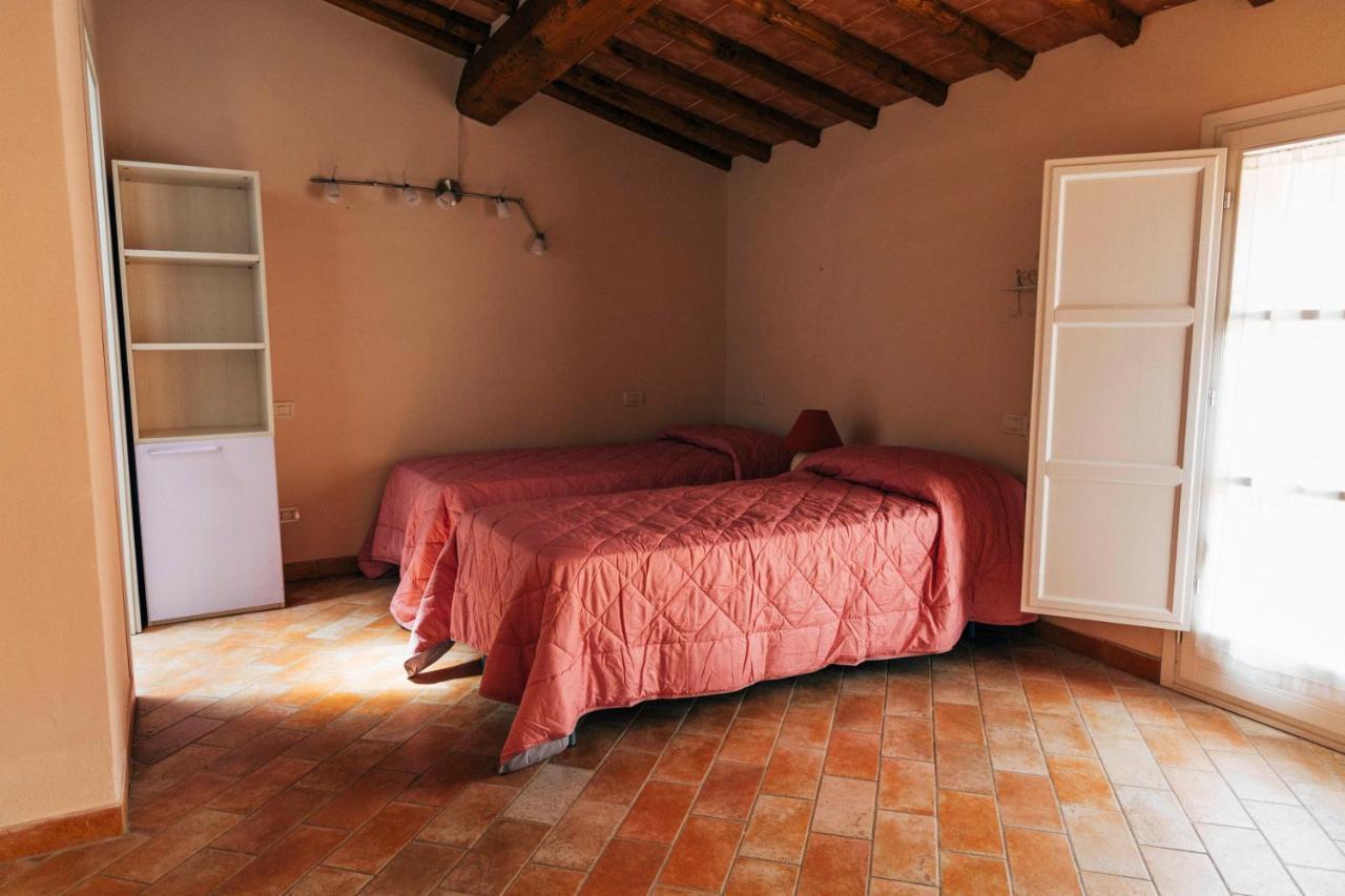 Tenuta San Giovanni Lucca - Borgo Del Locumone Bagian luar foto